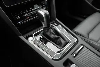 Volkswagen Passat, 1.4, 160 kW, plug-in hybrid, automatic, front-wheel drive