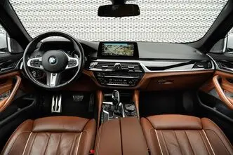 BMW 540, 3.0, 250 kW, bensiin, automaat, nelikvedu
