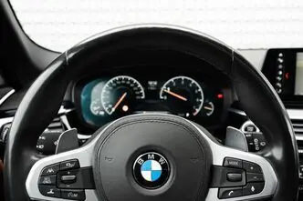 BMW 540, 3.0, 250 kW, bensiin, automaat, nelikvedu