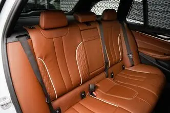 BMW 540, 3.0, 250 kW, bensiin, automaat, nelikvedu
