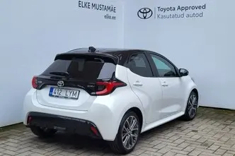 Toyota Yaris, 1.5, 68 kW, hybrid, automatic, front-wheel drive