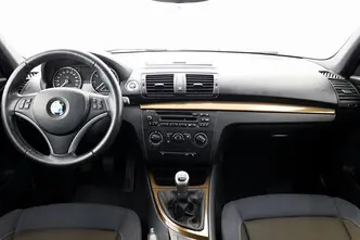 BMW 116, 2.0, 122 kW, bensiin, manuaal, tagavedu