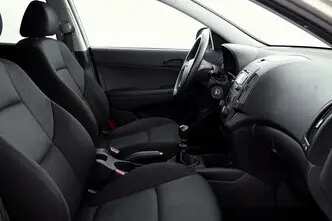 Hyundai i30, 1.4, 108 kW, bensiin, manuaal, esivedu