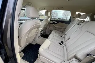 Audi Q7, 3.0, 210 kW, hybrid, automatic, four-wheel drive