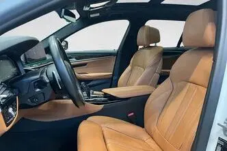 BMW 530, 3.0, 210 kW, hybrid, automatic, four-wheel drive