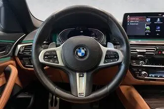 BMW 530, 3.0, 210 kW, hybrid, automatic, four-wheel drive