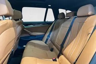 BMW 530, 3.0, 210 kW, hybrid, automatic, four-wheel drive
