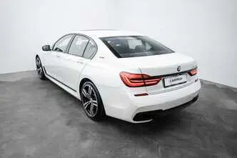 BMW 740, 2.0, 240 kW, automatic, rear-wheel drive
