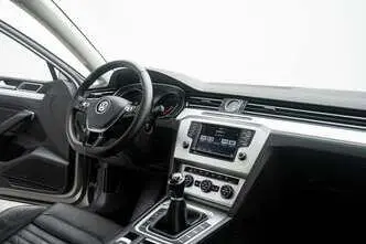 Volkswagen Passat, 2.0, 110 kW, diesel, manual, front-wheel drive