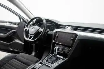 Volkswagen Passat, 1.4, 160 kW, automatic, front-wheel drive