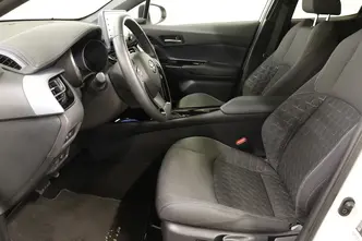 Toyota C-HR, 1.8, 72 kW, hübriid, automaat, esivedu