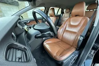 Volvo V60, 2.0, 120 kW, diisel, automaat, esivedu