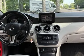 Mercedes-Benz A 180, 1.6, 90 kW, bensiin, automaat, esivedu