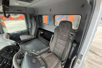 Mercedes-Benz Actros, 235 kW, diesel, automatic