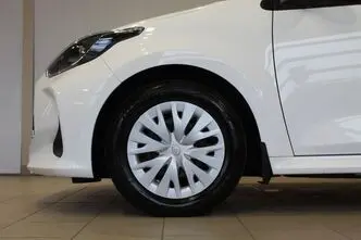 Toyota Yaris, 1.5, 68 kW, hübriid, automaat, esivedu