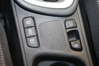 Toyota Yaris, 1.5, 68 kW, hübriid, automaat, esivedu