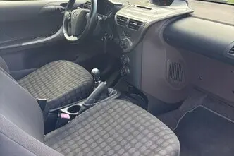 Toyota IQ, 1.0, 50 kW, bensiin, manuaal, esivedu