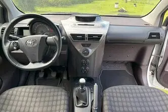 Toyota IQ, 1.0, 50 kW, bensiin, manuaal, esivedu