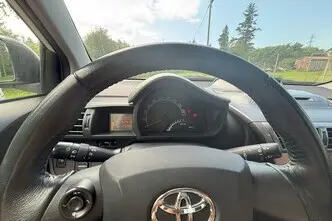 Toyota IQ, 1.0, 50 kW, bensiin, manuaal, esivedu