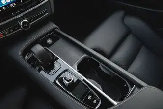 Volvo V90 Cross Country, 2.0, 173 kW, hübriid, automaat, nelikvedu