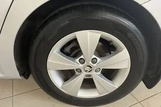 Škoda Octavia, 1.5, 110 kW, hübriid, automaat, esivedu
