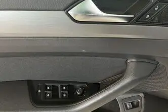 Volkswagen Passat, 1.4, 92 kW, bensiin, automaat, esivedu