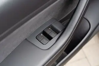 Tesla Model 3, 324 kW, elekter, automaat, nelikvedu