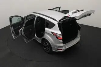 Ford Kuga, 1.5, 88 kW, bensiin, manuaal, esivedu