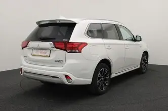 Mitsubishi Outlander, 2.4, 99 kW, pistikhübriid, automaat, nelikvedu