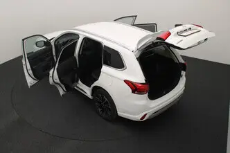 Mitsubishi Outlander, 2.4, 99 kW, pistikhübriid, automaat, nelikvedu