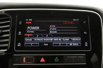 Mitsubishi Outlander, 2.4, 99 kW, pistikhübriid, automaat, nelikvedu