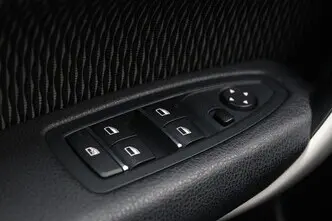 BMW 118, 1.5, 100 kW, bensiin, automaat, tagavedu