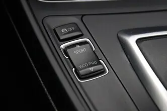 BMW 118, 1.5, 100 kW, bensiin, automaat, tagavedu
