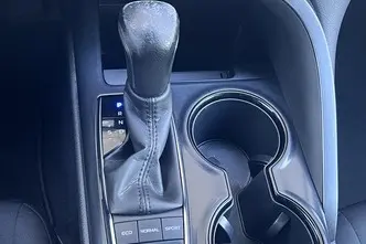 Toyota Camry, 2.5, 131 kW, hübriid, automaat, esivedu
