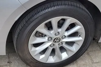 Toyota Corolla, 1.8, 72 kW, hübriid, automaat, esivedu