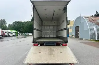 Volvo FM330, 250 kW, дизель, автомат