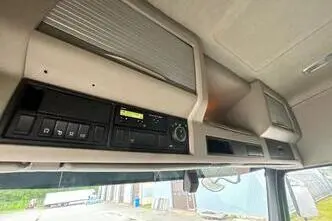 Volvo FM330, 250 kW, дизель, автомат