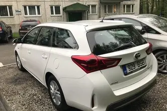 Toyota Auris, 1.8, 73 kW, hübriid, automaat, esivedu