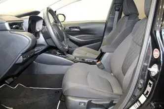 Toyota Corolla, 1.8, 72 kW, гибрид, автомат, передний привод