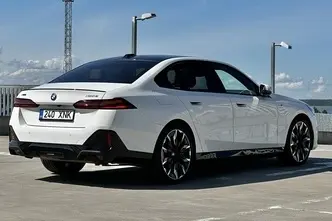 BMW 550, 3.0, 230 kW, pistikhübriid, automaat, nelikvedu