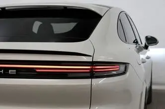 Porsche Cayenne, 3.0, 346 kW, petrol, automatic, four-wheel drive