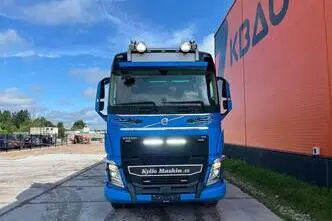 Volvo FH 540 6x4, 405 kW, diesel, automatic
