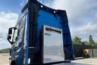Volvo FH 540 6x4, 405 kW, diesel, automatic