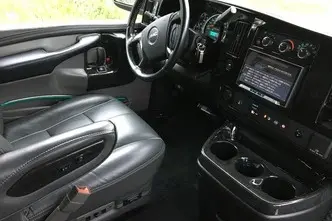 GMC Savana, 6.0, 255 kW, бензин, автомат, задний привод