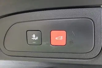 DS 7 Crossback, 1.6, 221 kW, pistikhübriid, automaat, nelikvedu