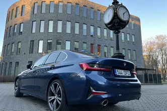BMW 320, 2.0, 140 kW, hybrid, automatic, four-wheel drive