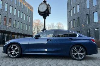 BMW 320, 2.0, 140 kW, hybrid, automatic, four-wheel drive