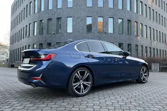 BMW 320, 2.0, 140 kW, hybrid, automatic, four-wheel drive