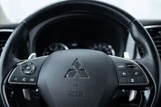 Mitsubishi Outlander, 2.0, 110 kW, diisel, automaat, nelikvedu
