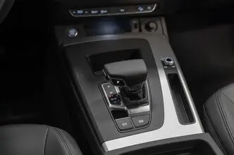 Audi Q5, 2.0, 120 kW, diesel, automatic, front-wheel drive